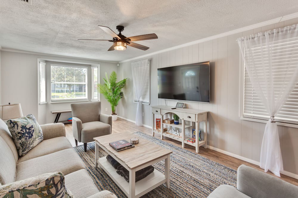 Photo of Livingroom in Saint Augustine Shores