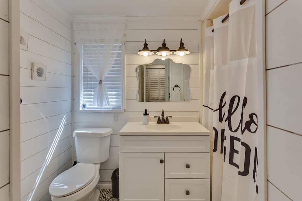 Photo of Bathroom in Saint Augustine Shores
