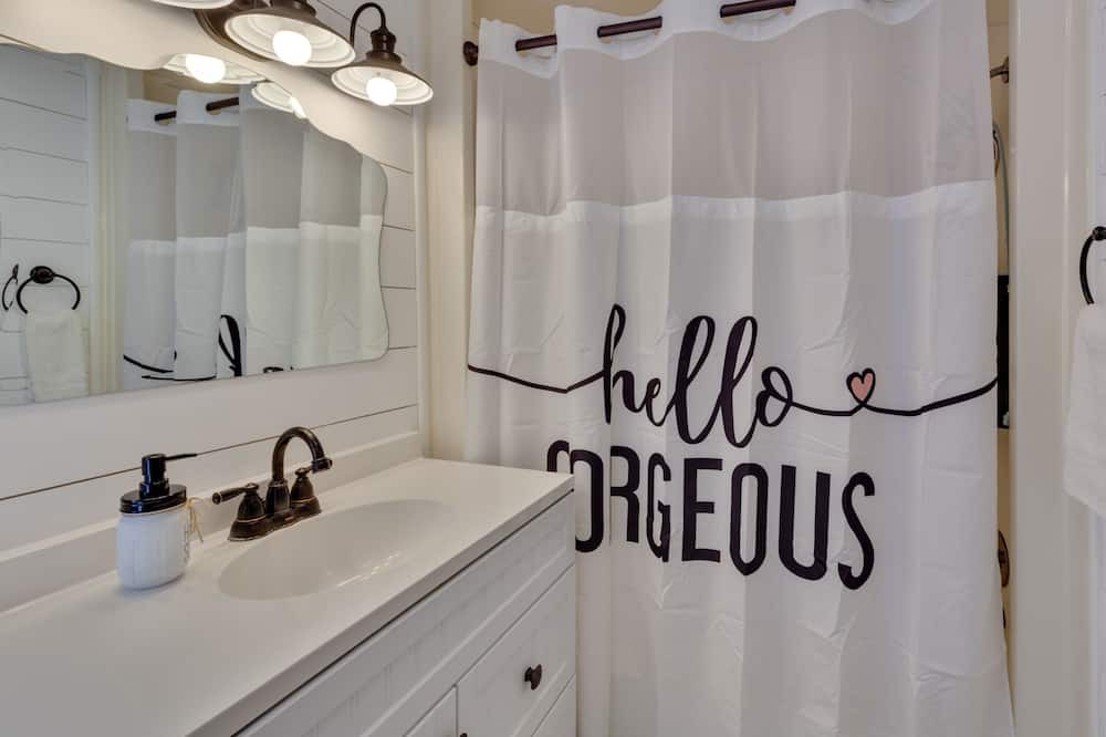 Photo of Bathroom in Saint Augustine Shores