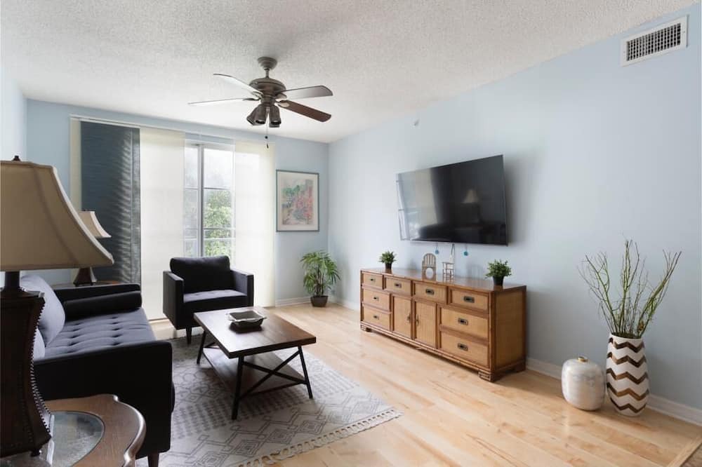 Photo of Livingroom in Downtown West Palm Beach