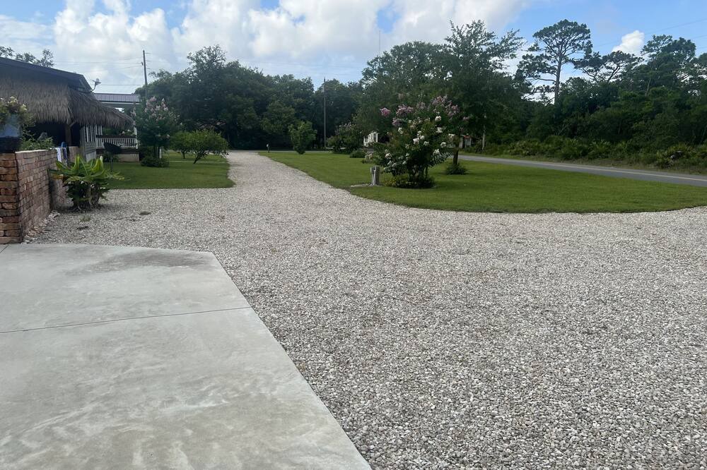Photo of Others in Magnolia Bluffs