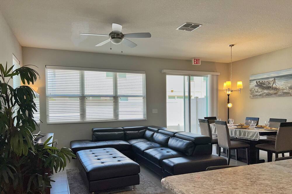 Photo of Livingroom in Indian Wells