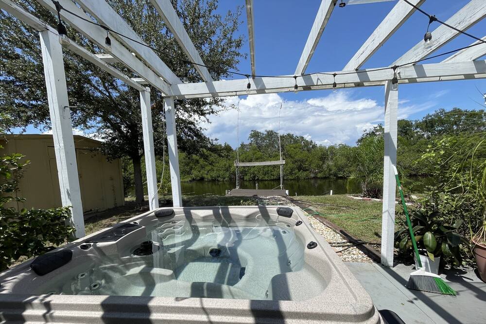 Photo of Outdoor in Ruskin
