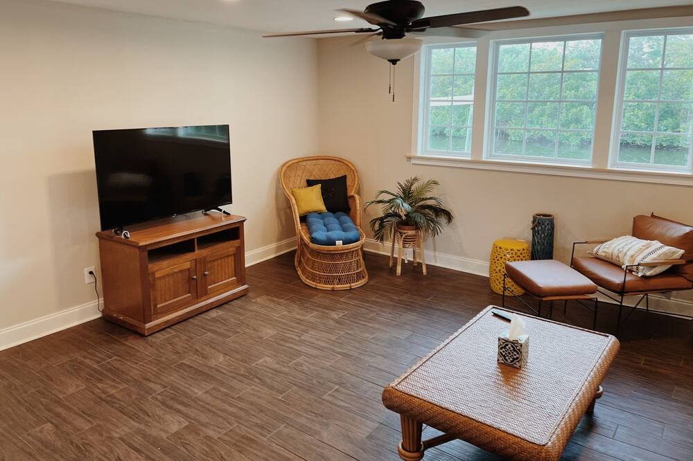 Photo of Livingroom in Ruskin