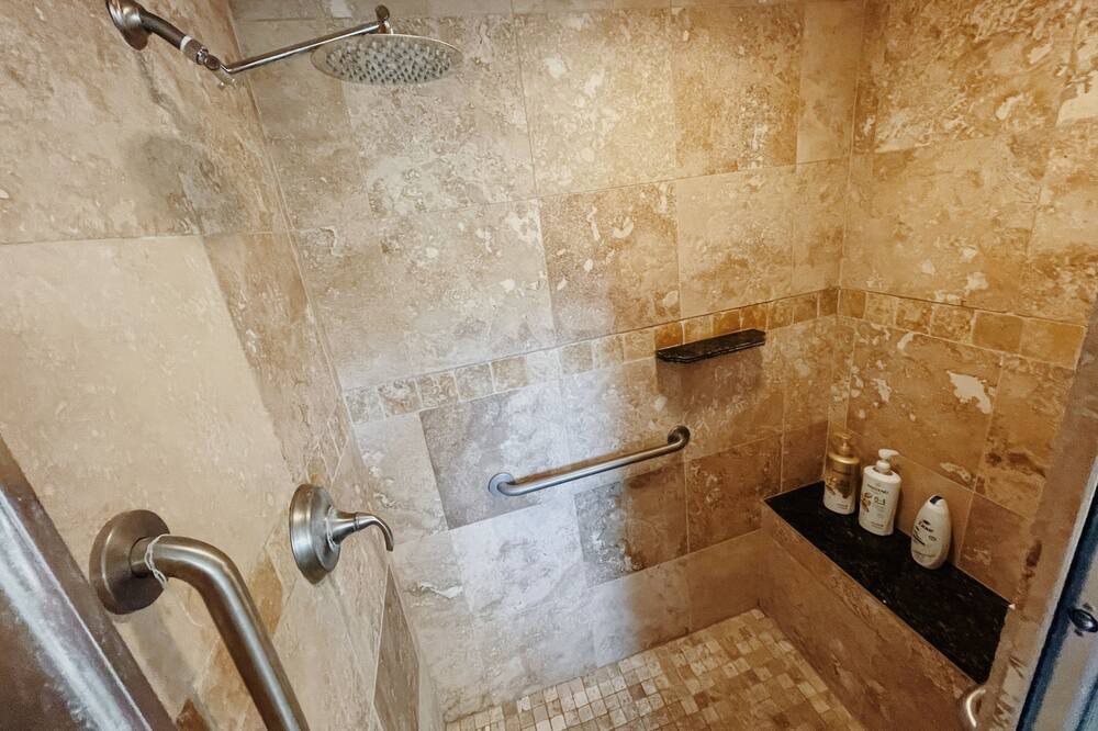 Photo of Bathroom in Ruskin
