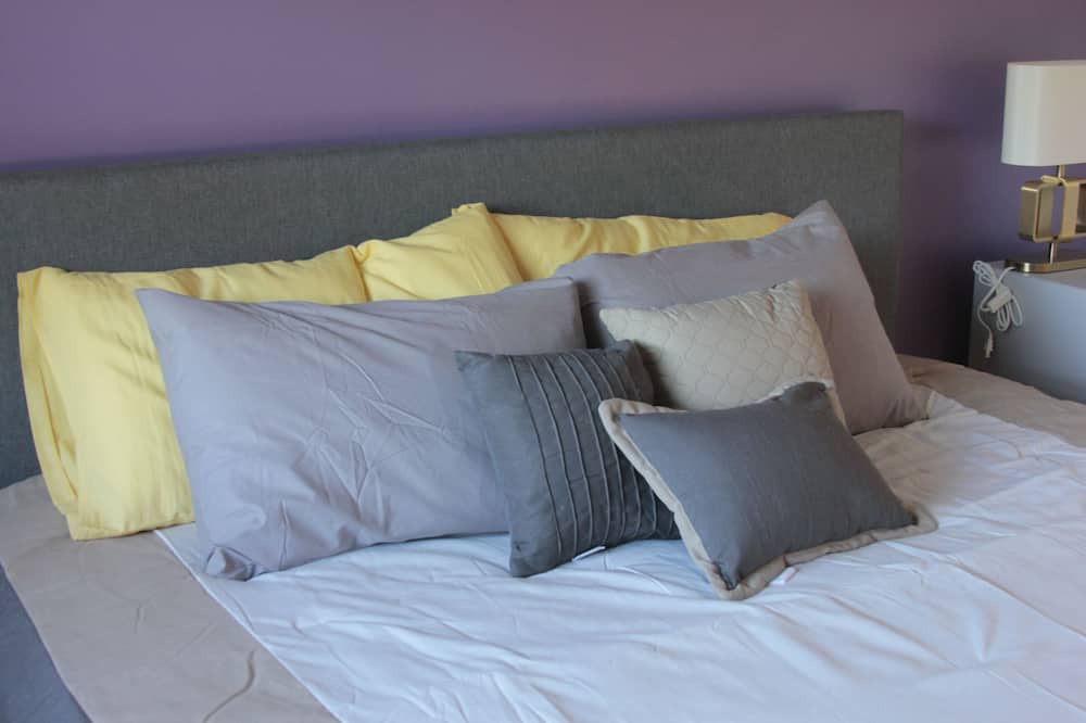 Photo of Bedroom in Gulf Gate Estates