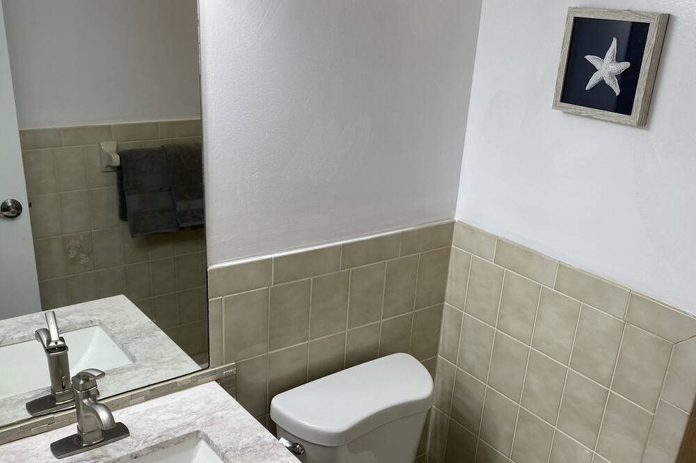 Photo of Bathroom in Indian River Estates