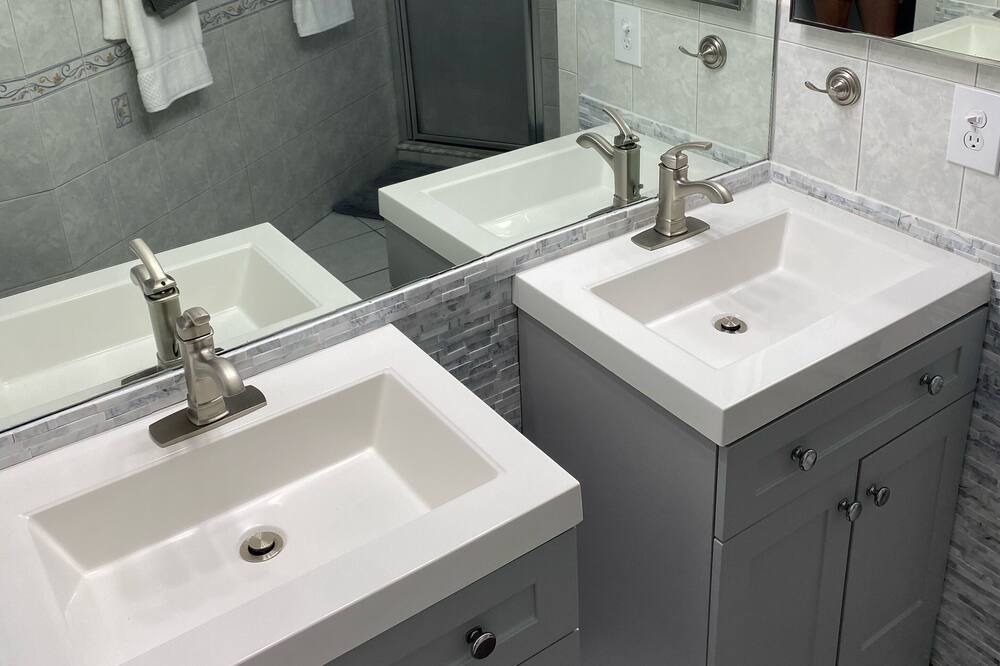 Photo of Bathroom in Indian River Estates