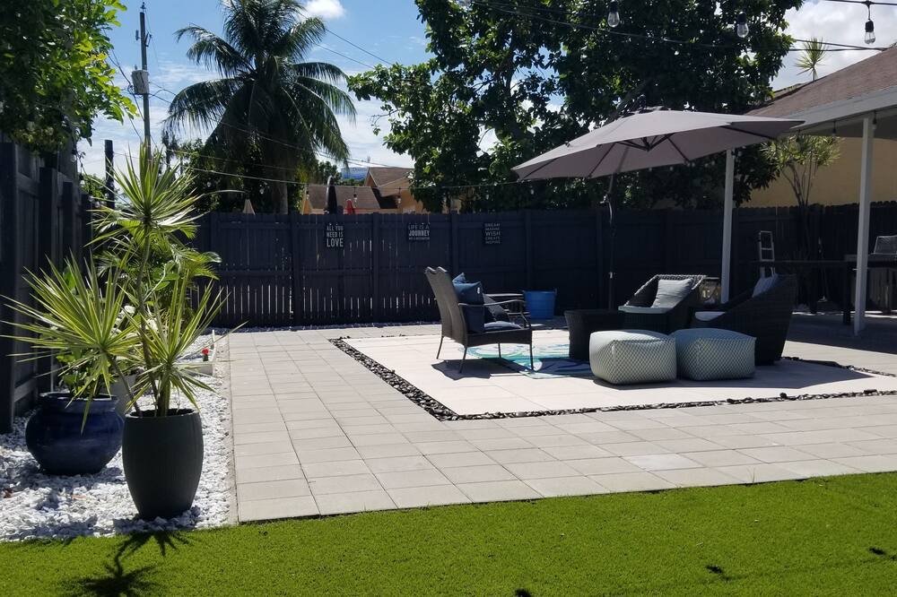 Photo of Outdoor in Deerfield Beach
