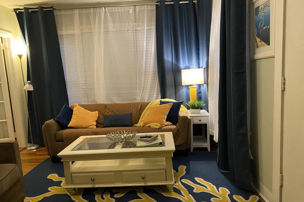 Photo of Livingroom in Pass-a-Grille