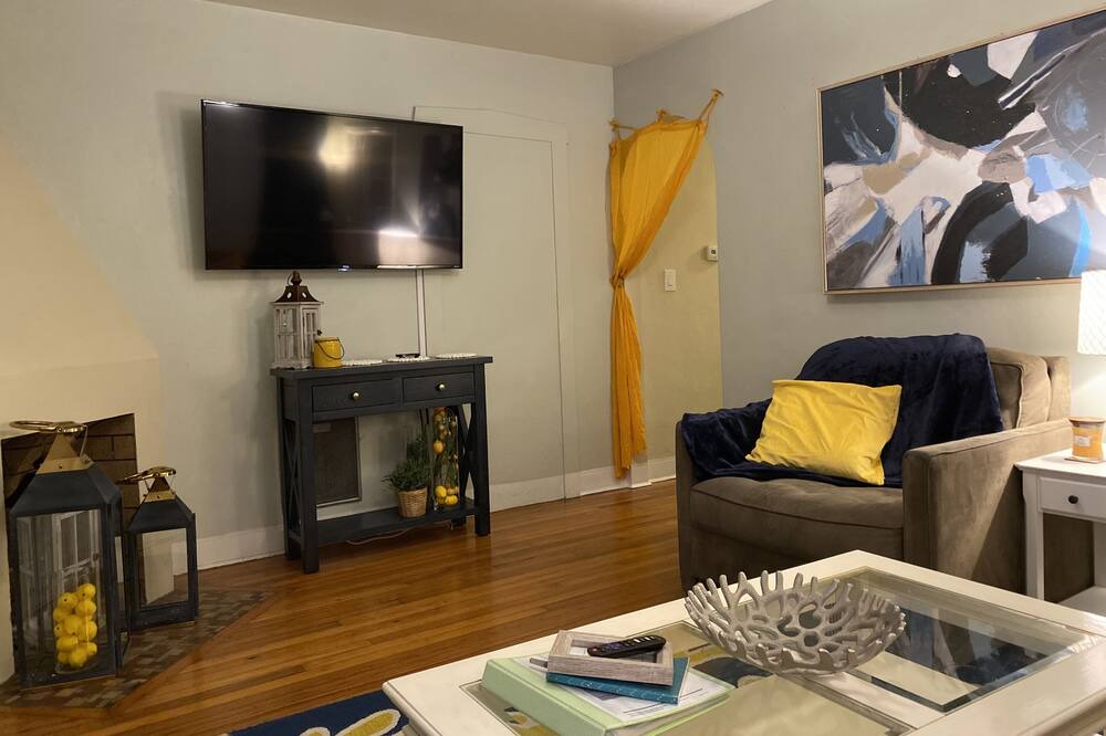 Photo of Livingroom in Pass-a-Grille