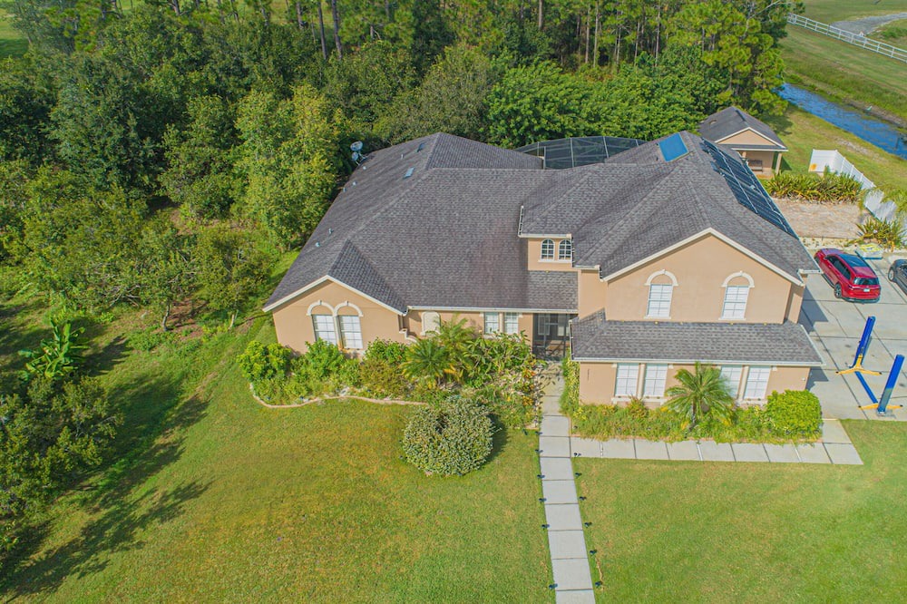 Photo of Outdoor in Wedgefield