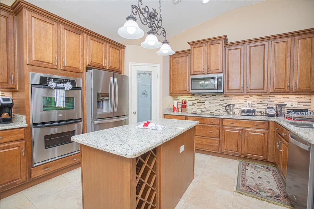 Photo of Kitchen in Wedgefield