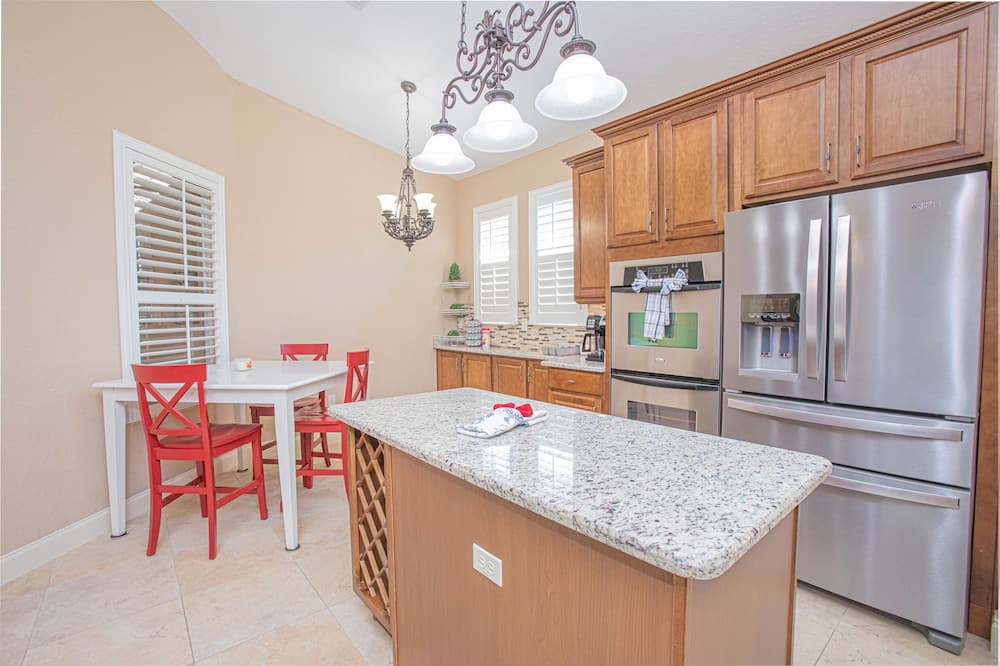 Photo of Kitchen in Wedgefield