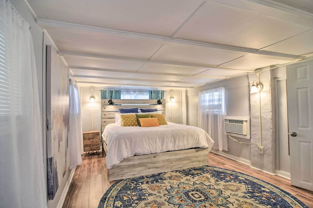 Photo of Bedroom in Gulfport