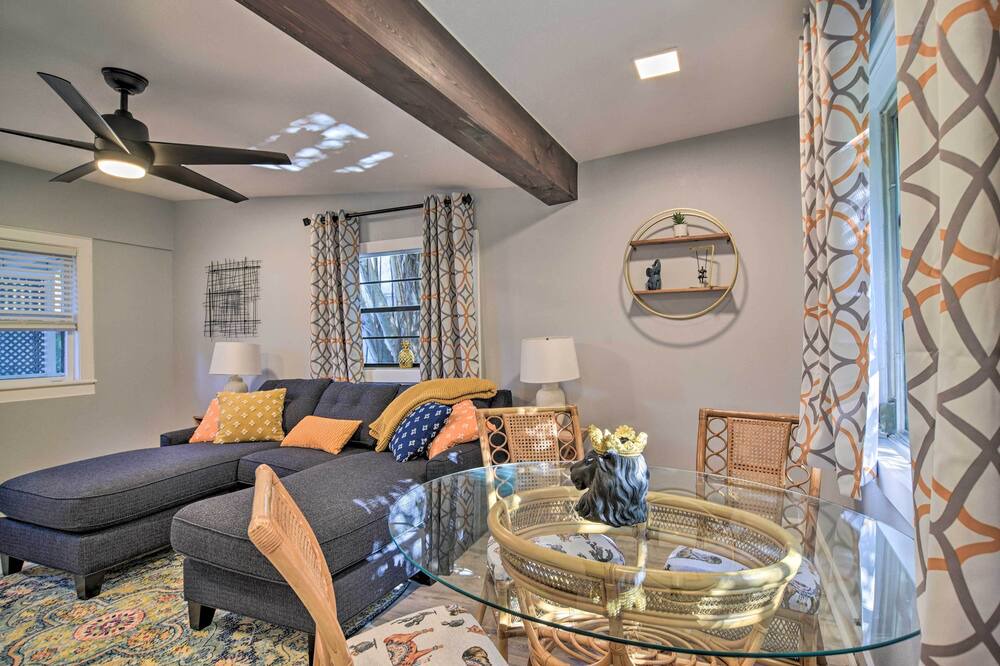 Photo of Livingroom in Gulfport