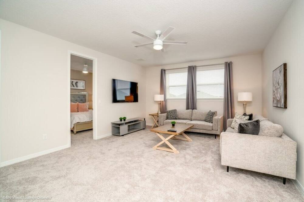 Photo of Livingroom in Florida Central Atlantic Coast