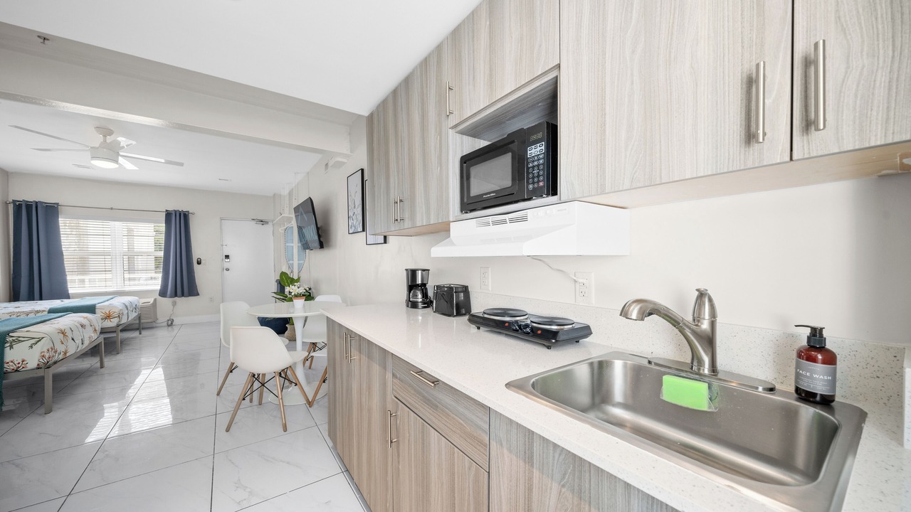 Photo of Kitchen in Mid Beach