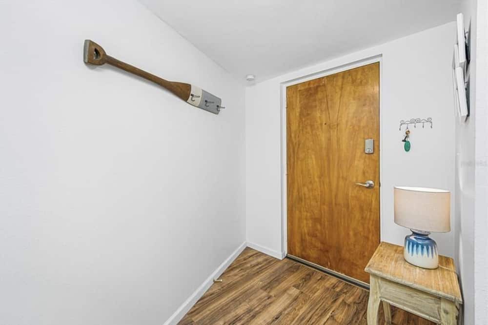 Photo of Bedroom in Pinellas Point