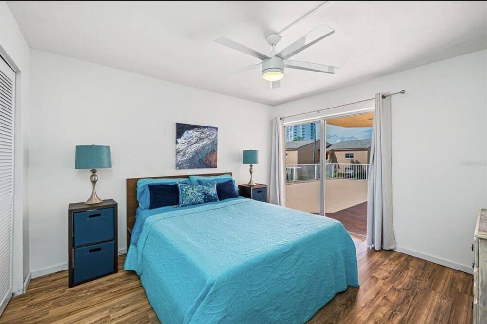 Photo of Bedroom in Pinellas Point
