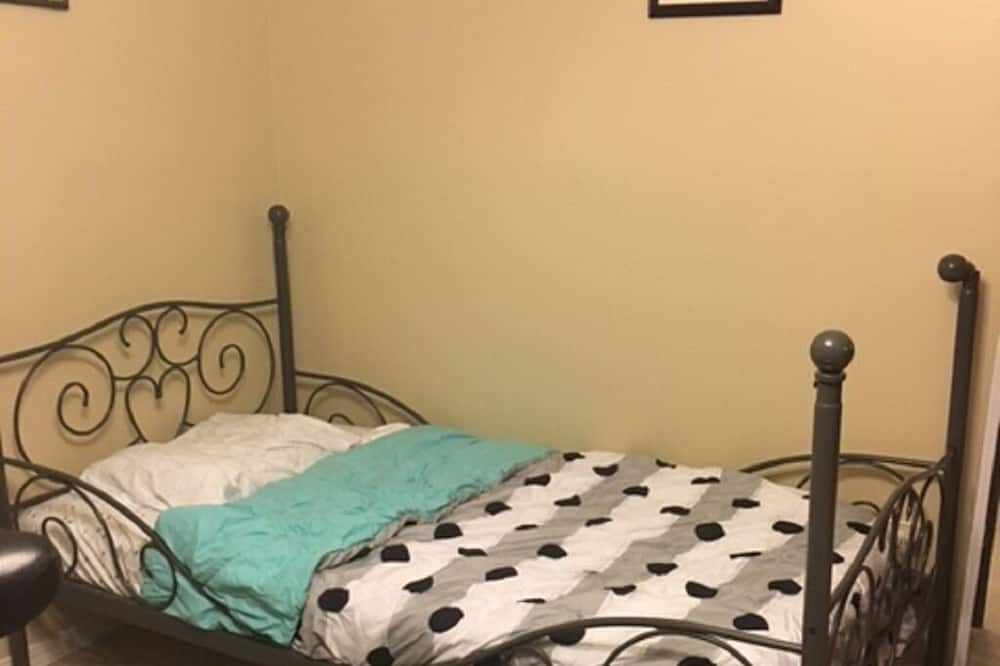 Photo of Bedroom in East Arlington