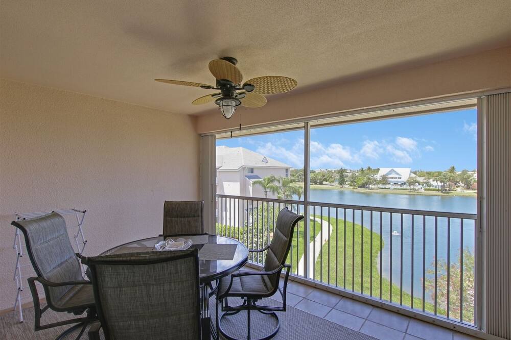 Photo of Outdoor in Jupiter Bay
