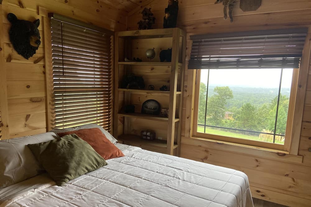 Photo of Bedroom in Shiloh