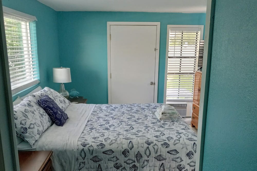 Photo of Bedroom in Disston Heights