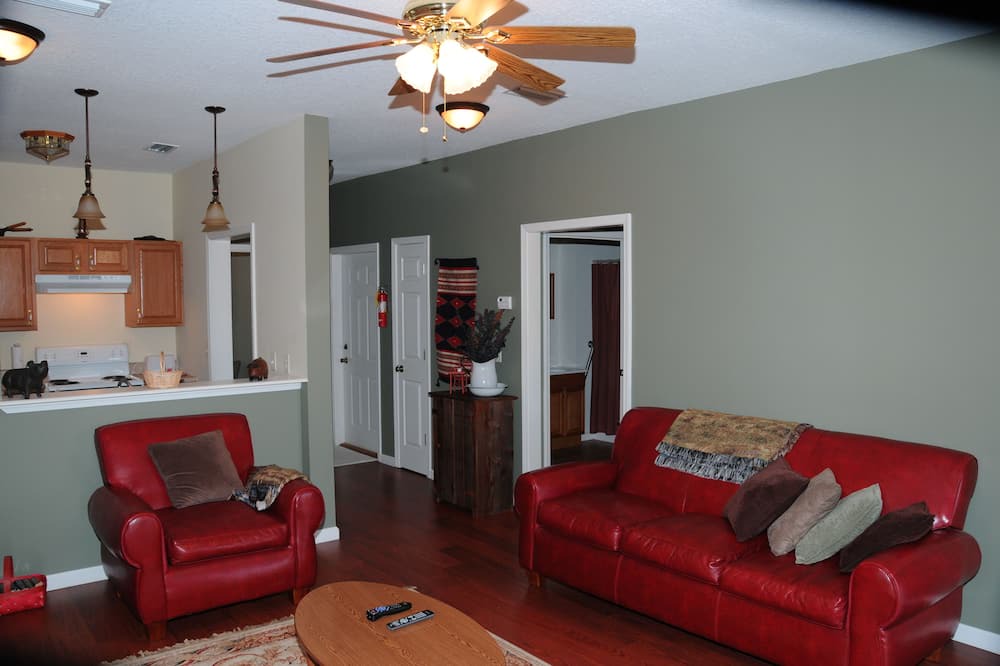 Photo of Livingroom in Folkston