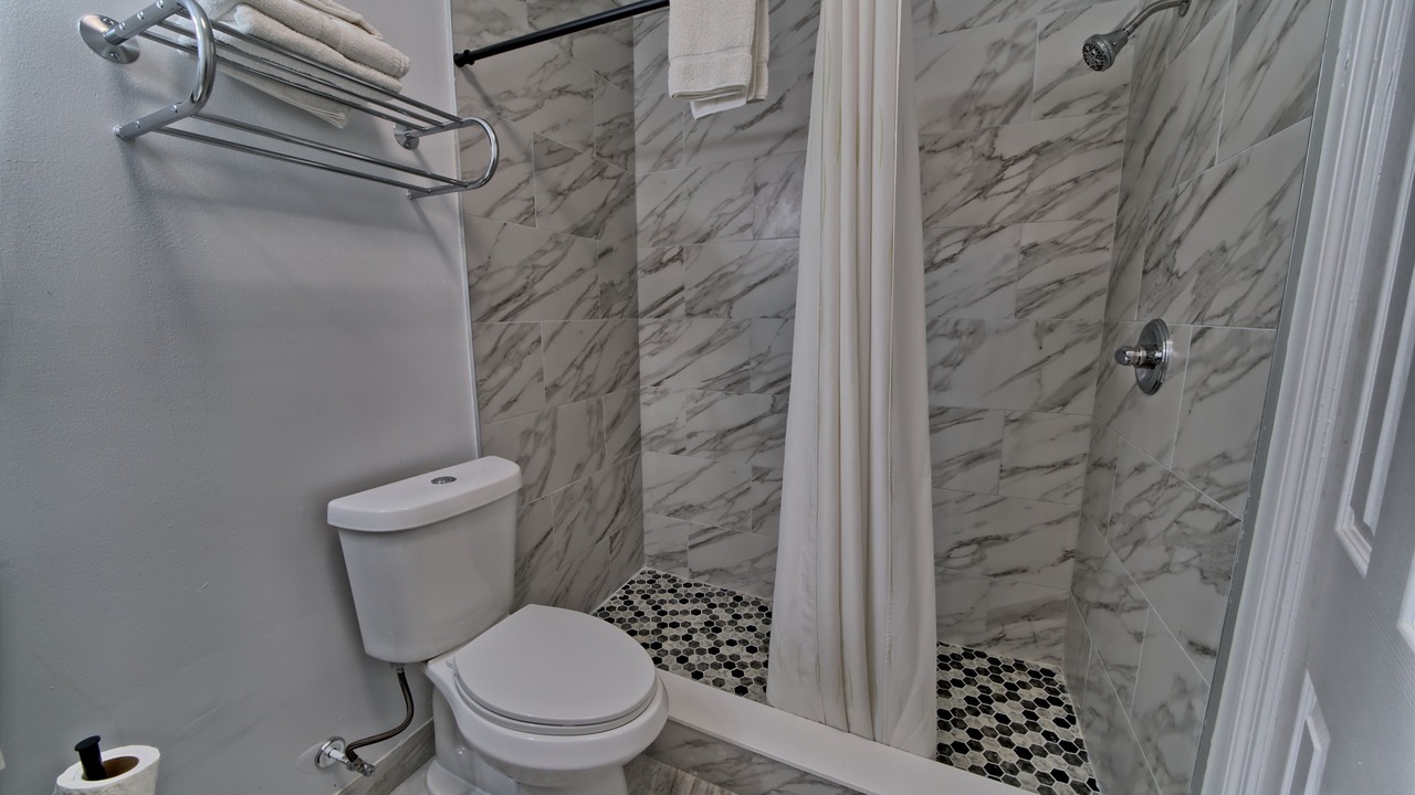 Photo of Bathroom in Lower Grand Lagoon