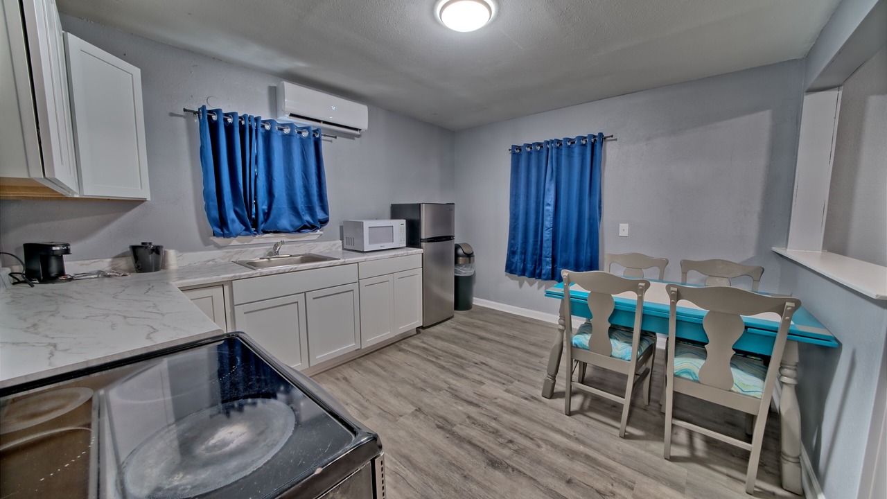Photo of Kitchen in Lower Grand Lagoon