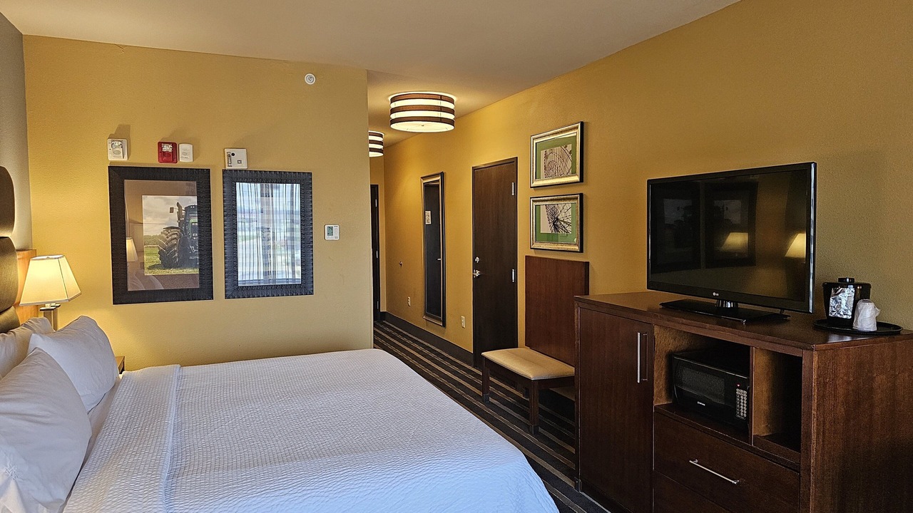 Photo of Bedroom in Perry