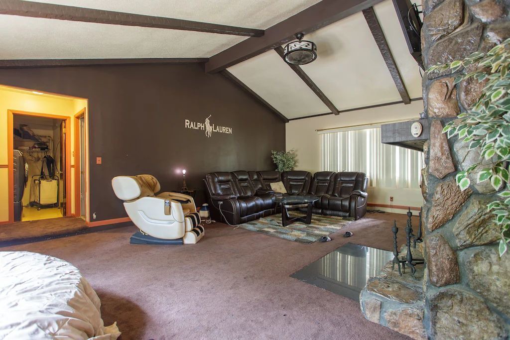 Photo of Livingroom in Valdosta