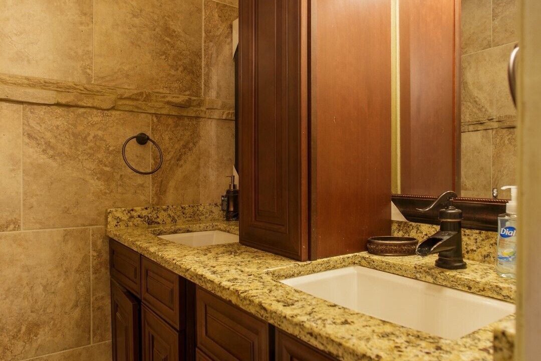 Photo of Bathroom in Valdosta