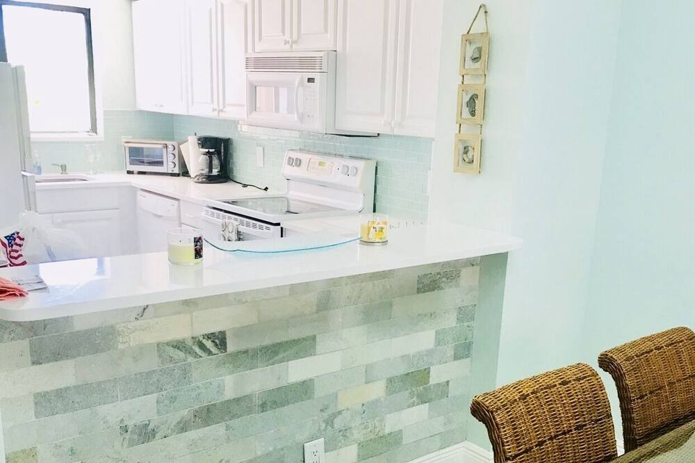 Photo of Kitchen in Juno Beach