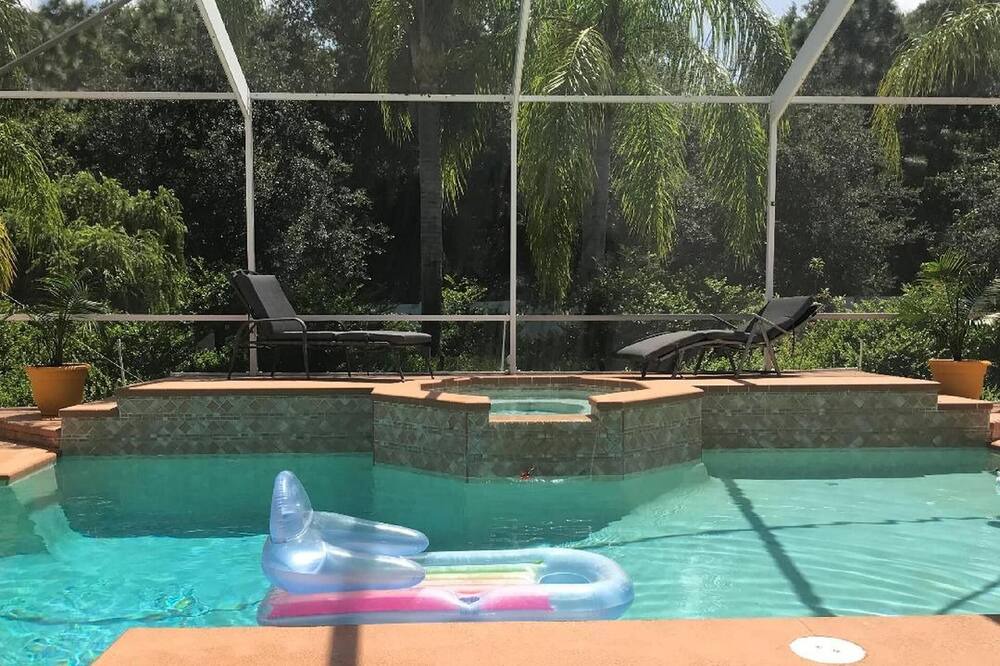 Photo of Outdoor in New Port Richey
