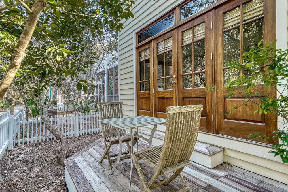 Photo of Outdoor in Seaside