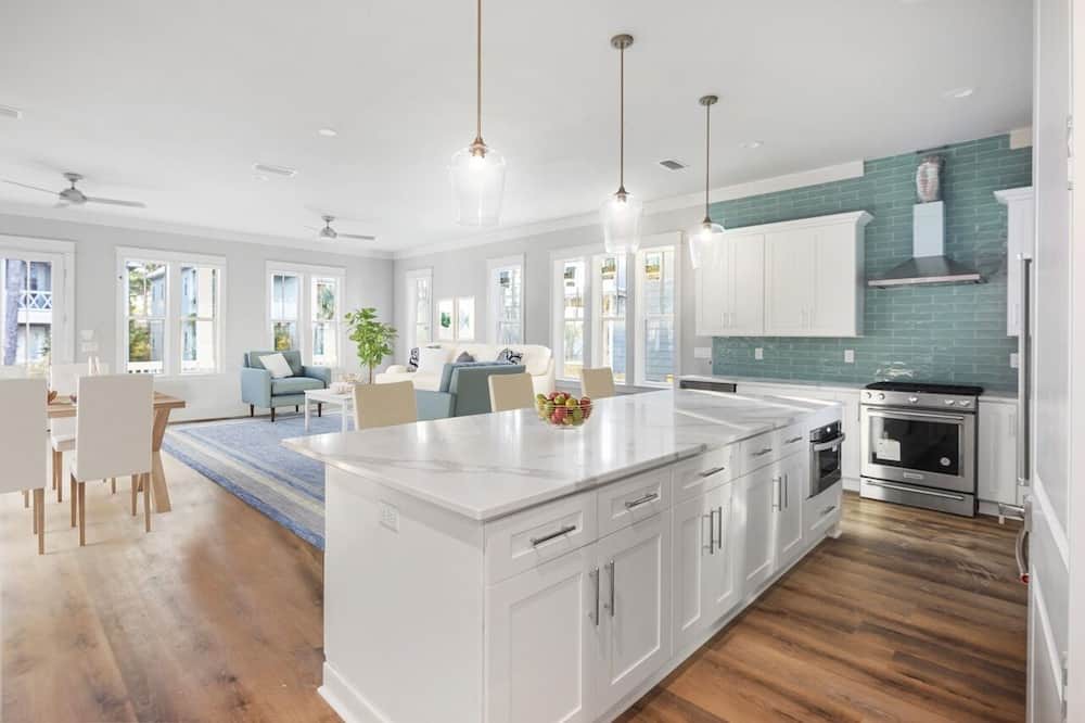 Photo of Kitchen in Lakeside at Blue Mountain Beach