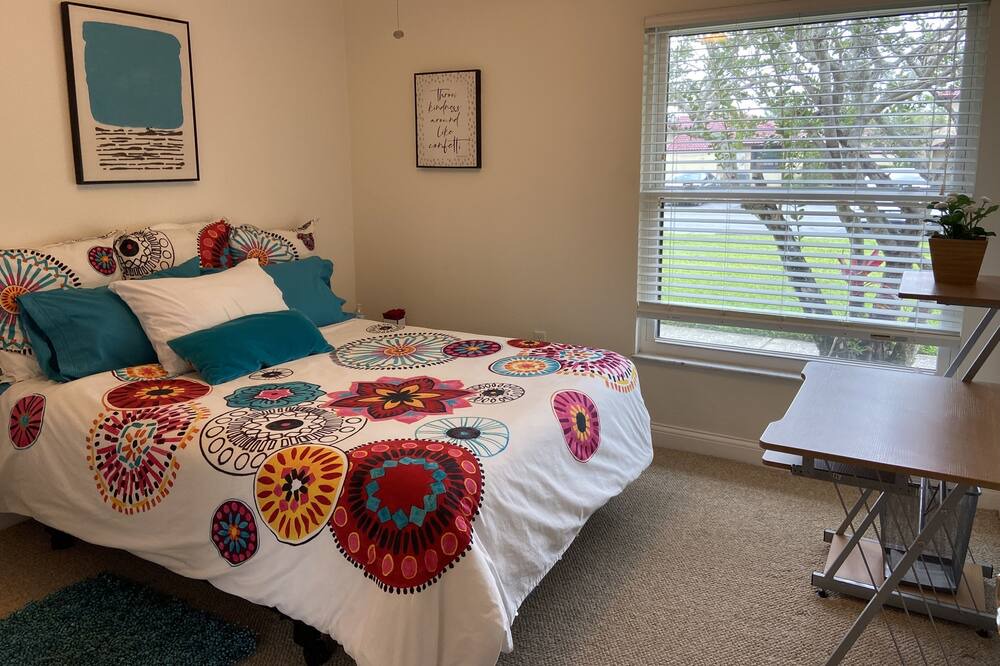 Photo of Bedroom in Poinciana