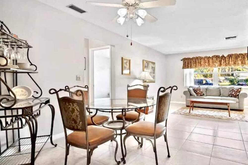 Photo of Others in Park Lake Estates