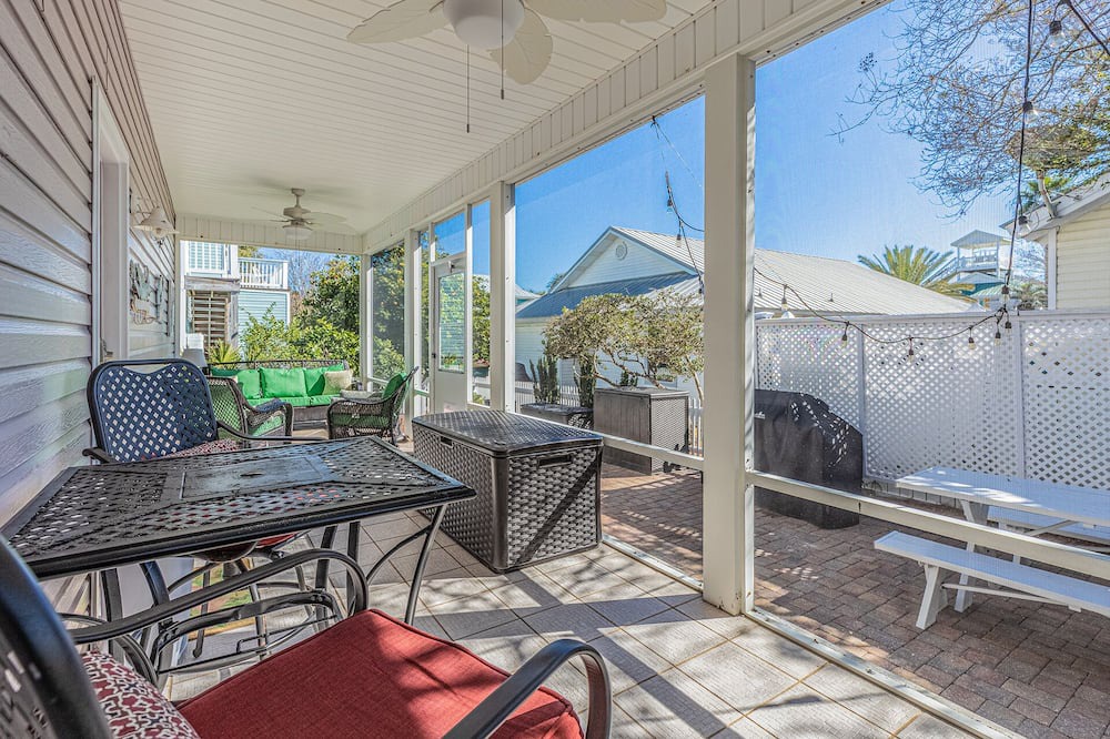 Photo of Patio Balcony in Clipper Cove