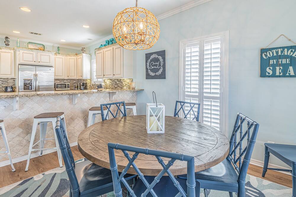 Photo of Kitchen in Clipper Cove