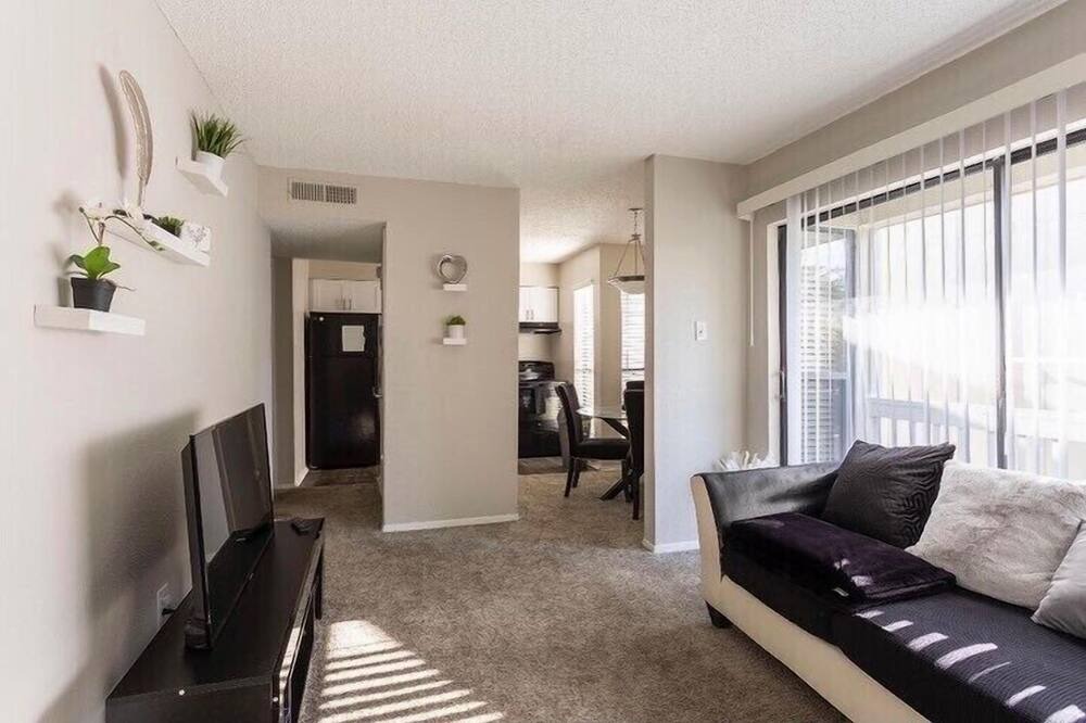 Photo of Livingroom in University
