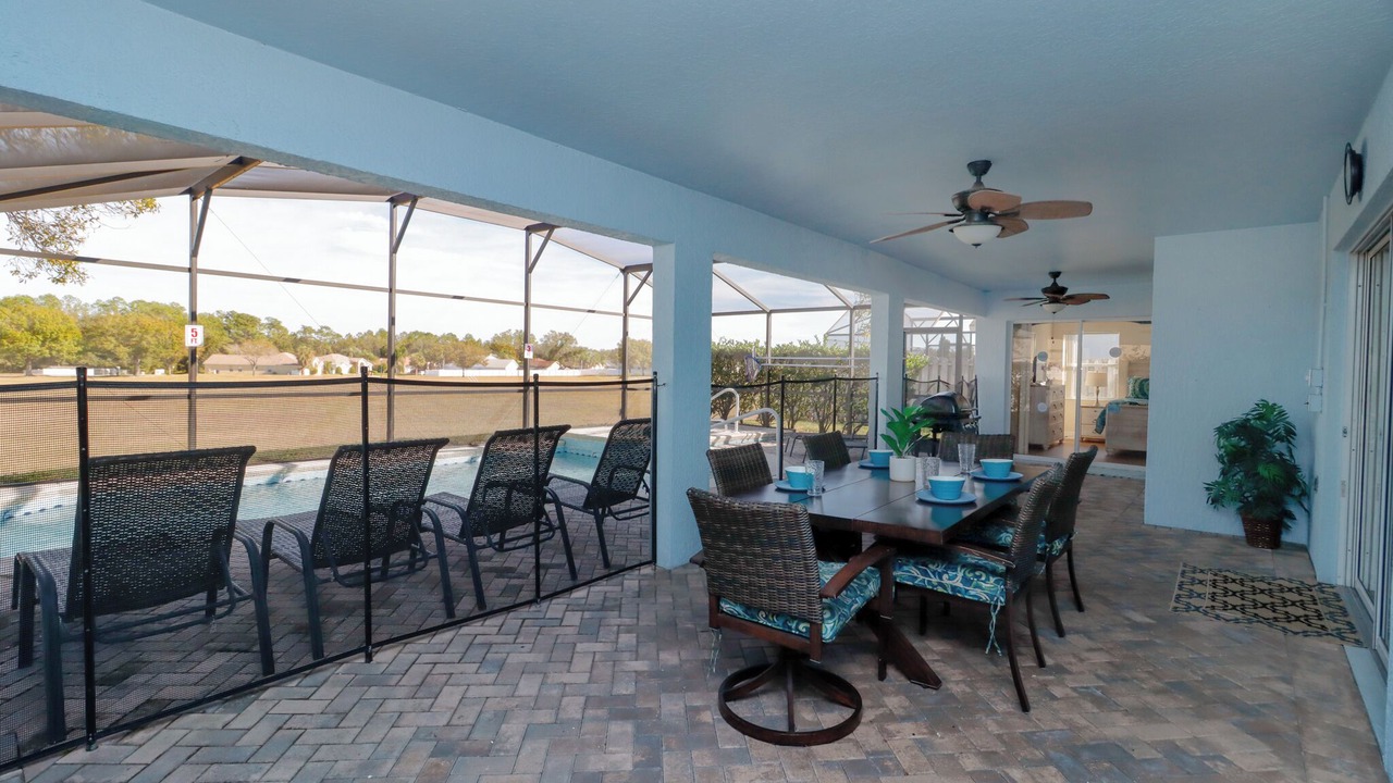 Photo of Patio Balcony in Orange Tree