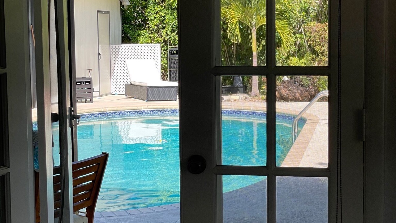 Photo of Outdoor in Parrot Cove