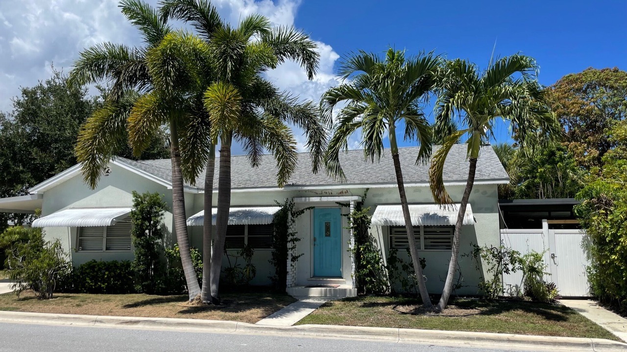 Photo of Outdoor in Parrot Cove