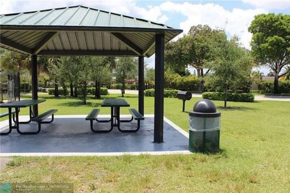 Photo of Outdoor in Coral Springs