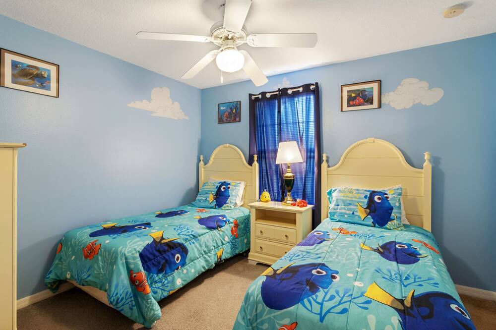 Photo of Bedroom in Crestwynd Bay