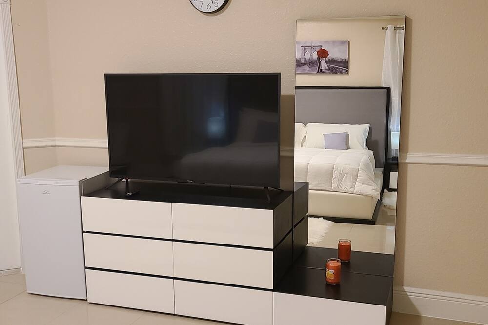 Photo of Bedroom in Port Saint Lucie