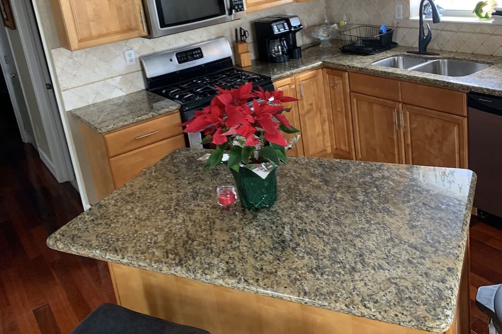 Photo of Kitchen in Geiger Key